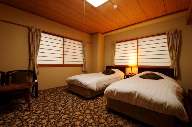 Hakuba Yamano Hotel Esterno foto